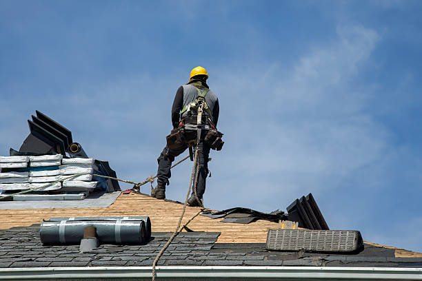 Professional Gutter Installation technician working in Hannaford, ND